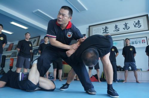 “武”“商”并举_一带一路布局谋篇 “武”“商”并举_一带一路布局谋篇